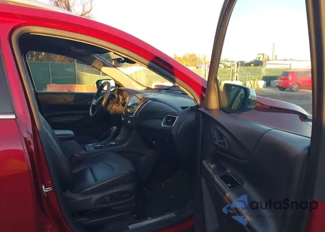 2018 Chevrolet Equinox Premier z USA, uszkodzony, nr VIN 3GNAXMEV4JS540142